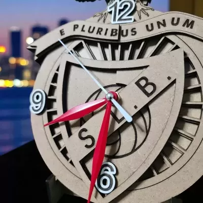 Relógio Benfica de secretária 3D