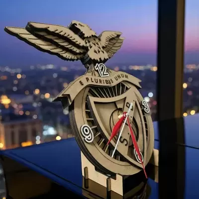 Relógio Benfica de secretária 3D