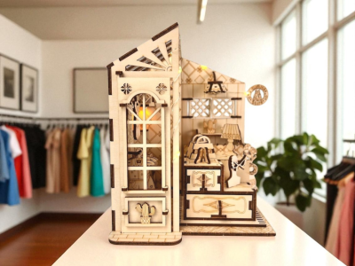 Mini Chalé de Loja de Roupas