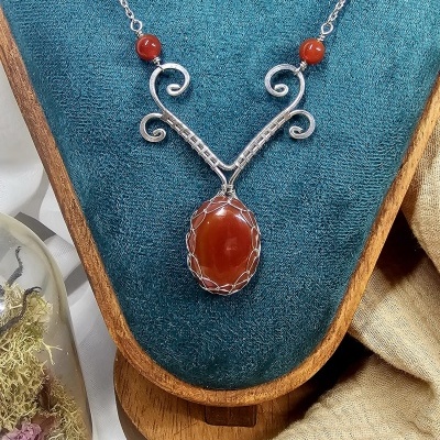 Colar Chama Interior