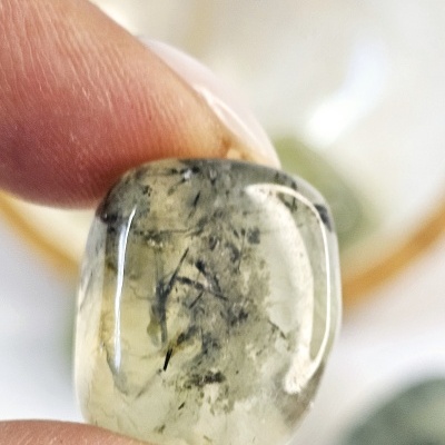 https://www.artematra.com/product/epidoto-em-prehnite