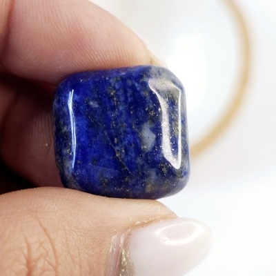https://www.artematra.com/product/lapis-lazuli