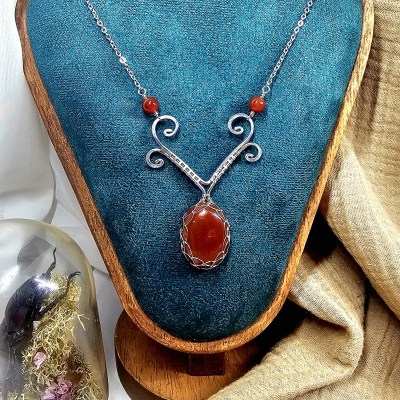 Colar Chama Interior