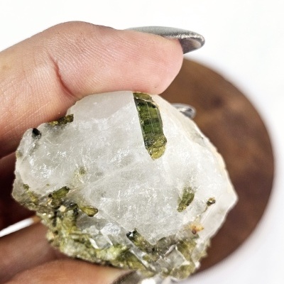 Turmalina Verde na Matriz II Turmalina Verde na Matriz II