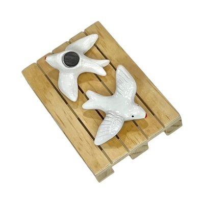 Andorinha&#x20;em&#x20;barro&#x20;c&#x2F;&#x20;&#x00ED;man