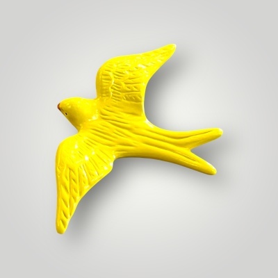 Andorinha&#x20;m&#x00E9;dia