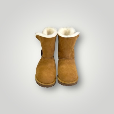 Bota&#x20;crian&#x00E7;a&#x20;cano&#x20;aberto&#x20;-&#x20;mel