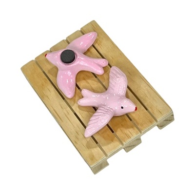 Andorinha&#x20;em&#x20;barro&#x20;c&#x2F;&#x20;&#x00ED;man