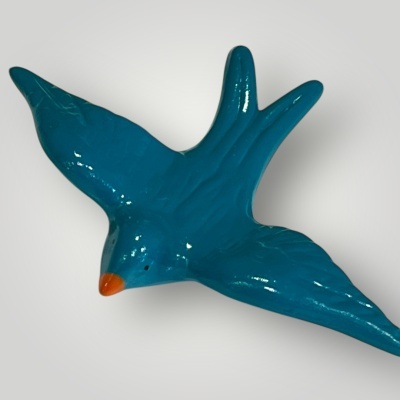 Andorinha&#x20;m&#x00E9;dia