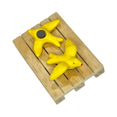 Andorinha&#x20;em&#x20;barro&#x20;c&#x2F;&#x20;&#x00ED;man