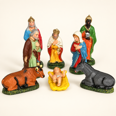 9 figuras 20cm
