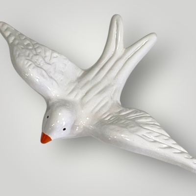 Andorinha&#x20;m&#x00E9;dia