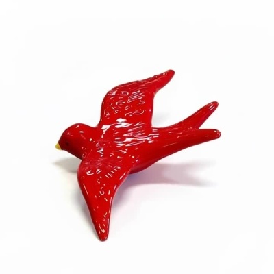 Andorinha&#x20;m&#x00E9;dia