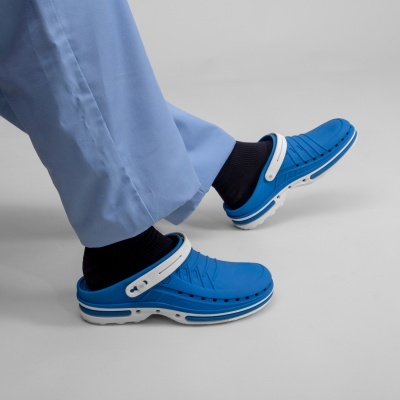 CLOG 07 c/ Tira - BRANCAS/AZUL MÉDIO