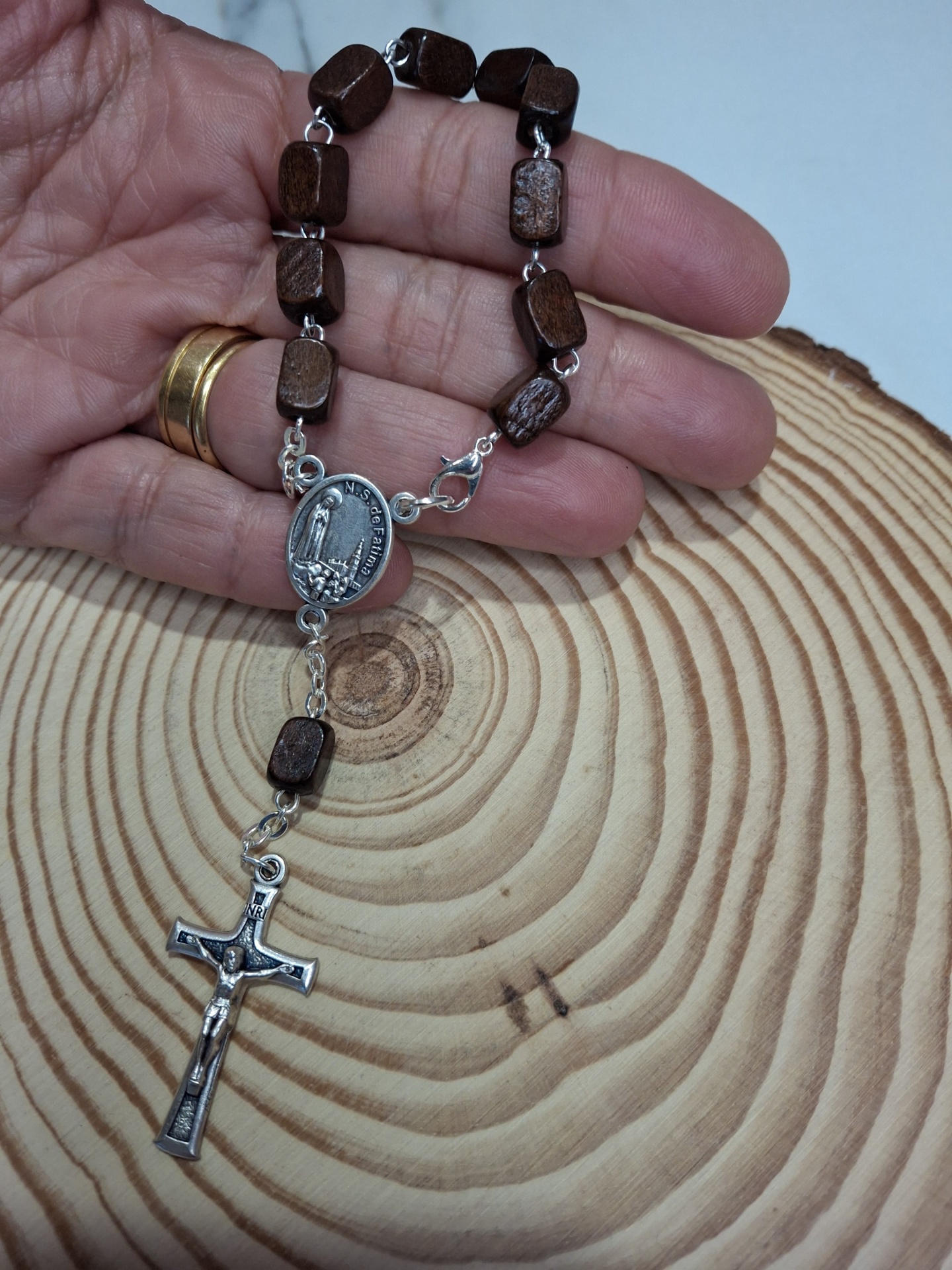 Dezena em Madeira e Prata