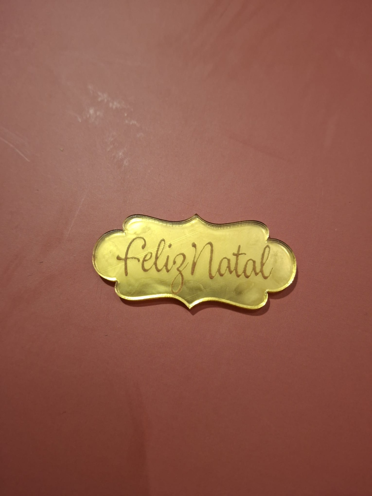 Tag Acrilica Vintage- Feliz Natal ( Dourada)