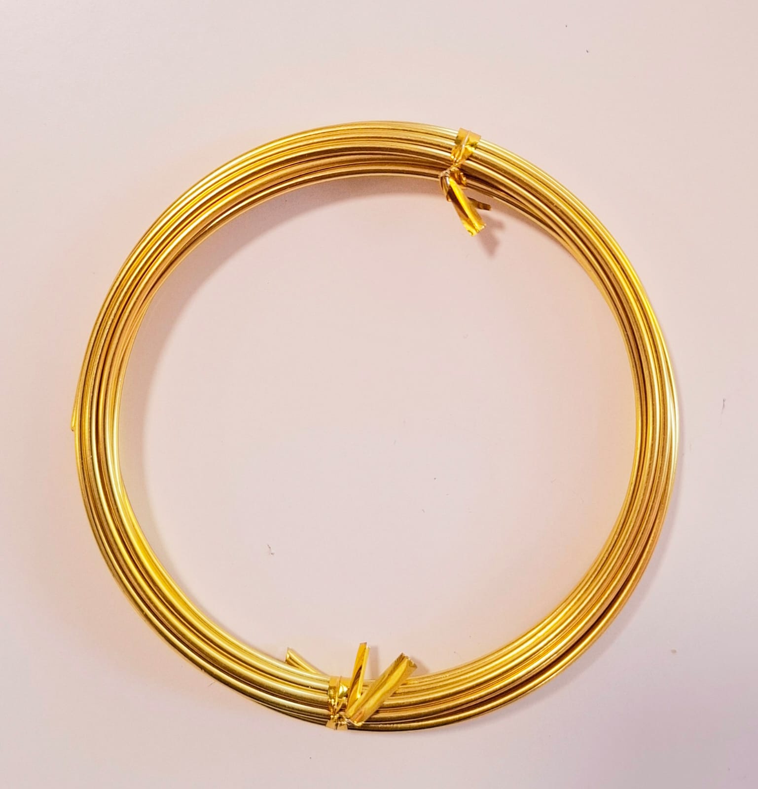 Arame Para Artesanato Dourado com 2 metros (2,5mm)