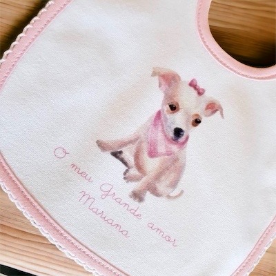 Babete personalizado com nome e bichinho