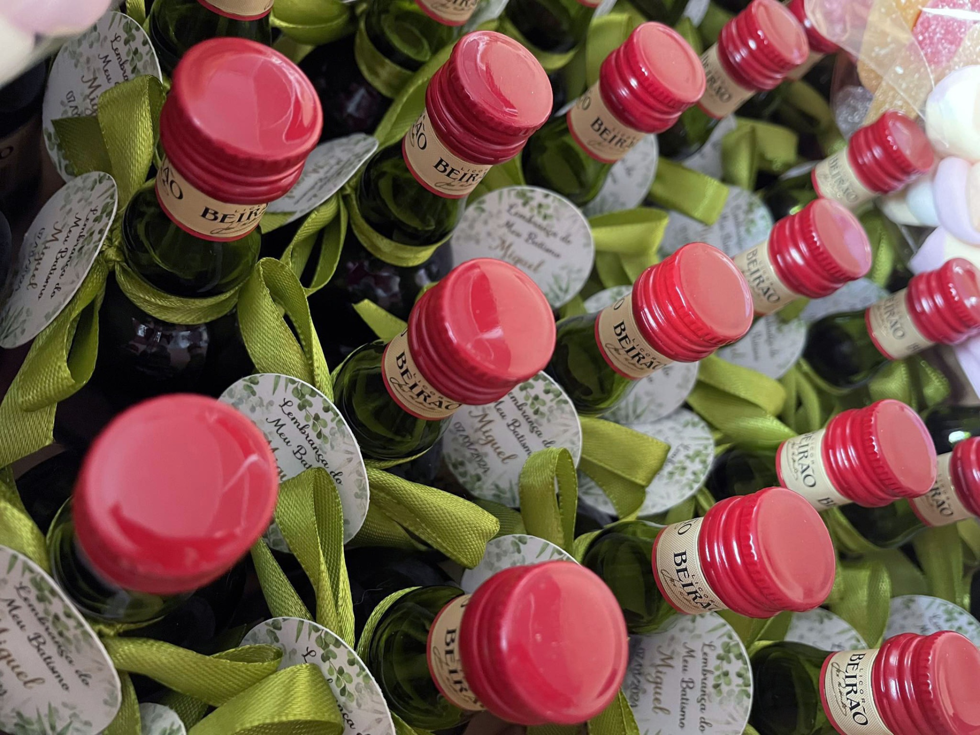 Lembrança Miniatura Licor Beirão com Rótulo Personalizado.