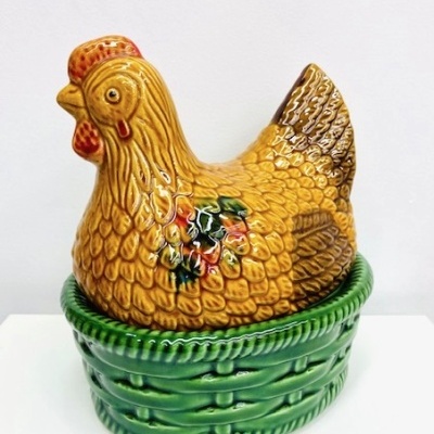 Galinha L (Porta Ovos)