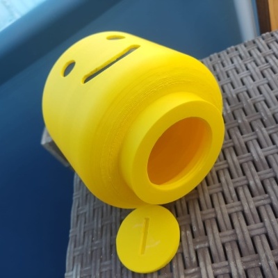 Mealheiro cabeça Lego