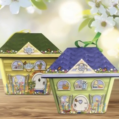 Casinha com coelhinhos de pendurar