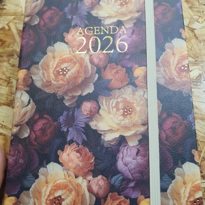 Agenda 2026 Dark Floral
