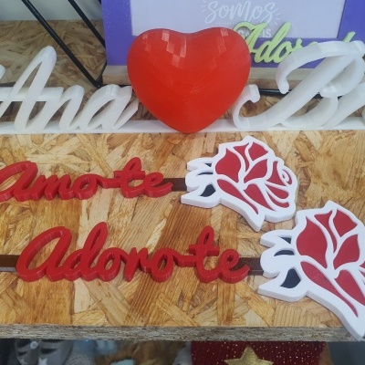 Rosa Adoro-te ou Amo-te