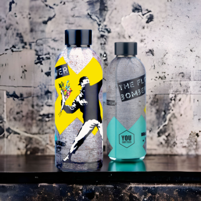 Garrafa de água Banksy's Graffiti - The Flower Thrower