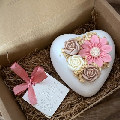 Box - Arranjo coração e placa