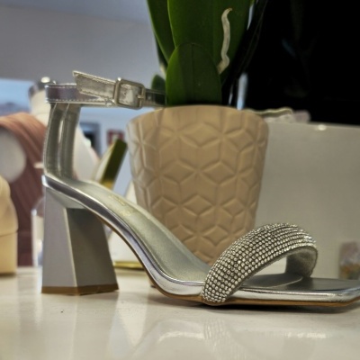 Sandália Brilhos Prateada