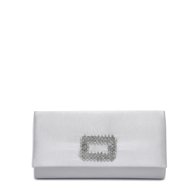 Pochete em cetim com aplicação