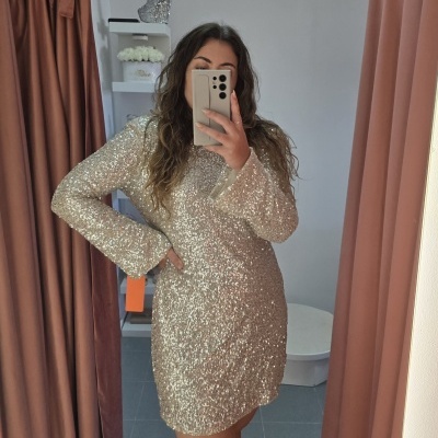 Vestido Lantejoulas c/ Laço costas