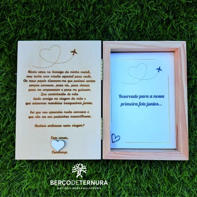 Convite madrinha / padrinho - Moldura livro