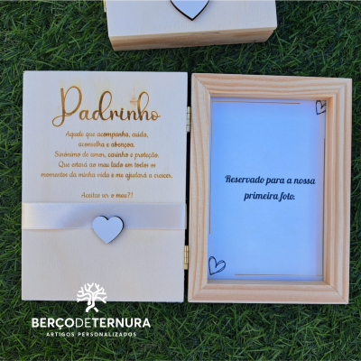 Convite moldura Padrinhos