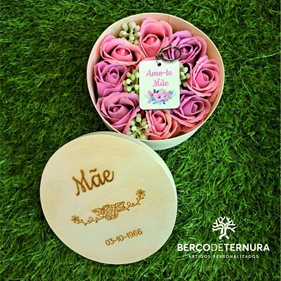 Caixa com flores perfumadas