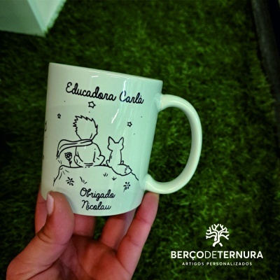 Caneca Personalizada para Educadoras, Auxiliares e Professoras 🍎📚