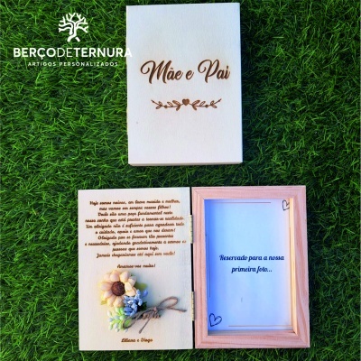 Moldura agradecimento pais dos noivos