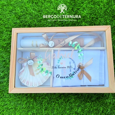 Caixa batismo personalizada tampa em vidro Bege