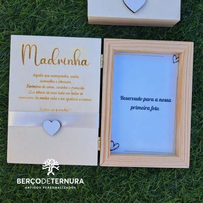 Convite moldura Padrinhos