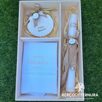 Caixa de batismo personalizada