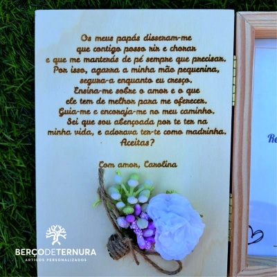 Convite madrinha / padrinho - Moldura livro