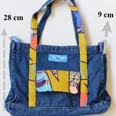 Saco de ganga com aplicações em capulana