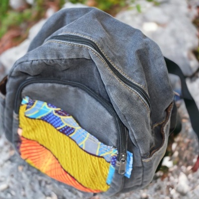 Mochila de ganga com capulana