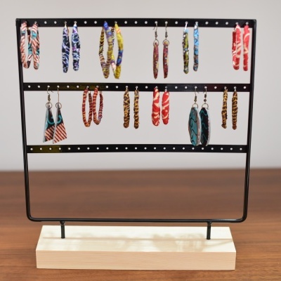 Brincos de capulana circulares