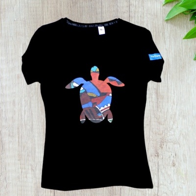 T-Shirt Batik Silhueta Tartaruga