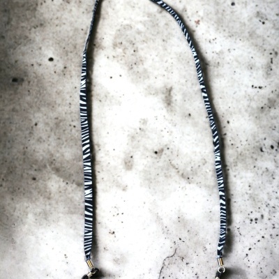 Corrente para óculos zebra