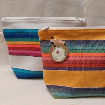 Necessaire em algodão