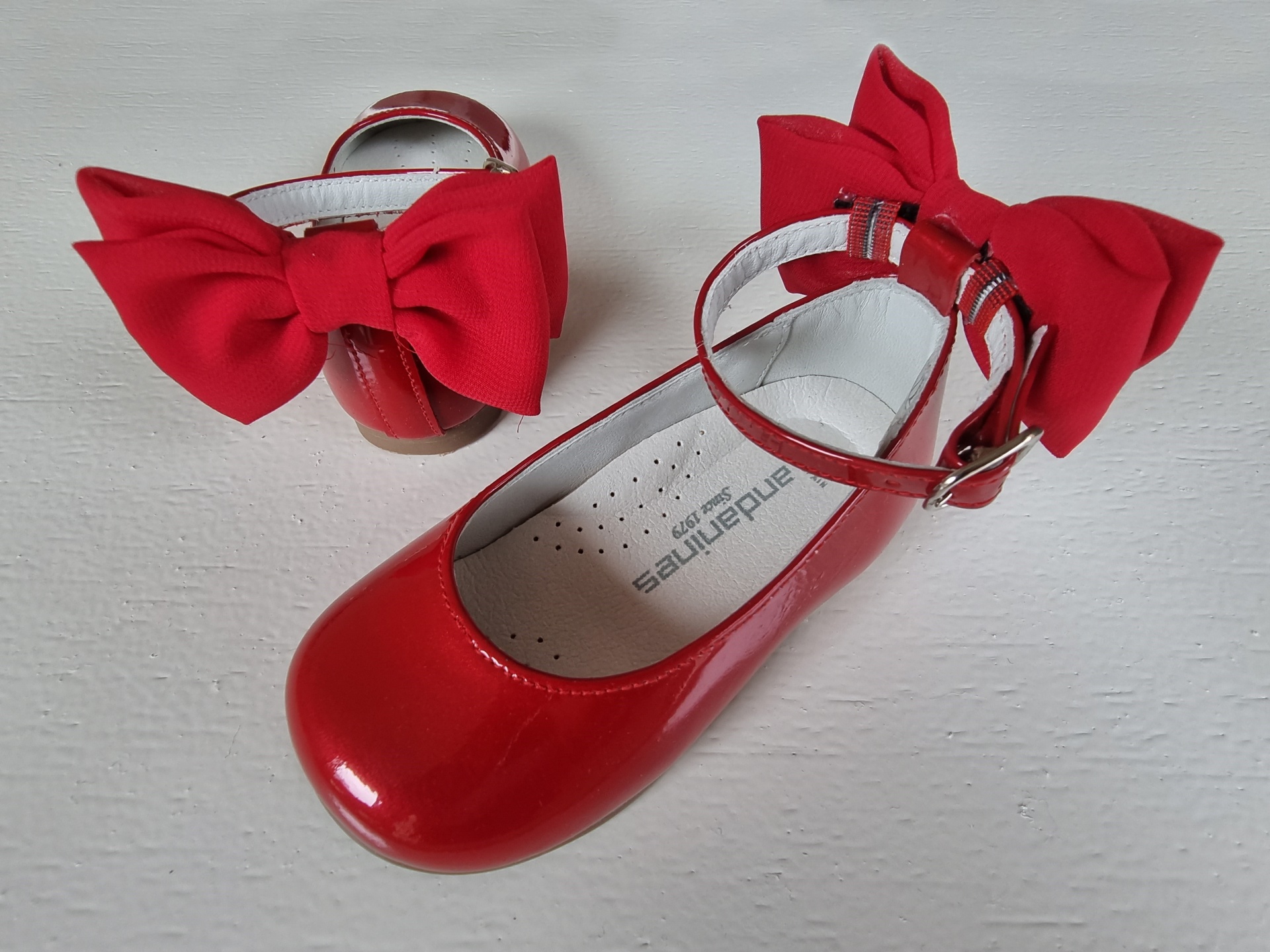 Sapato Andanines Vermelho com Laço