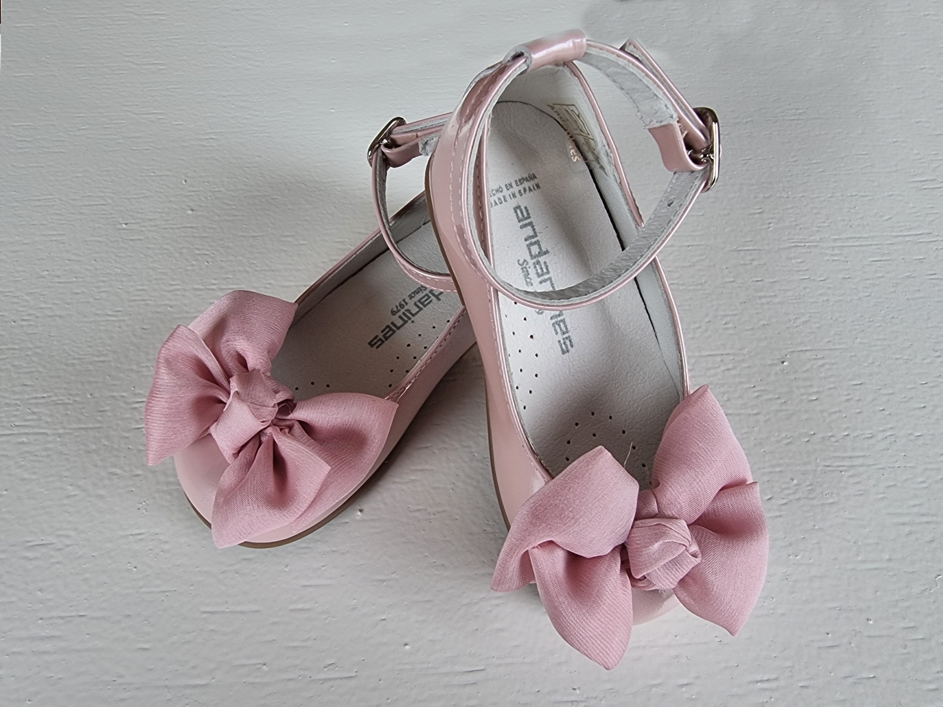 Sapato Andanines Rosa com Laço